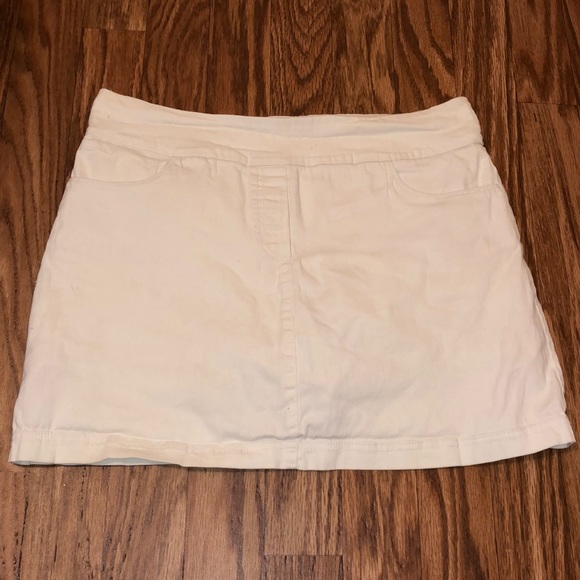 Contrast Skort - Picture 2 of 5